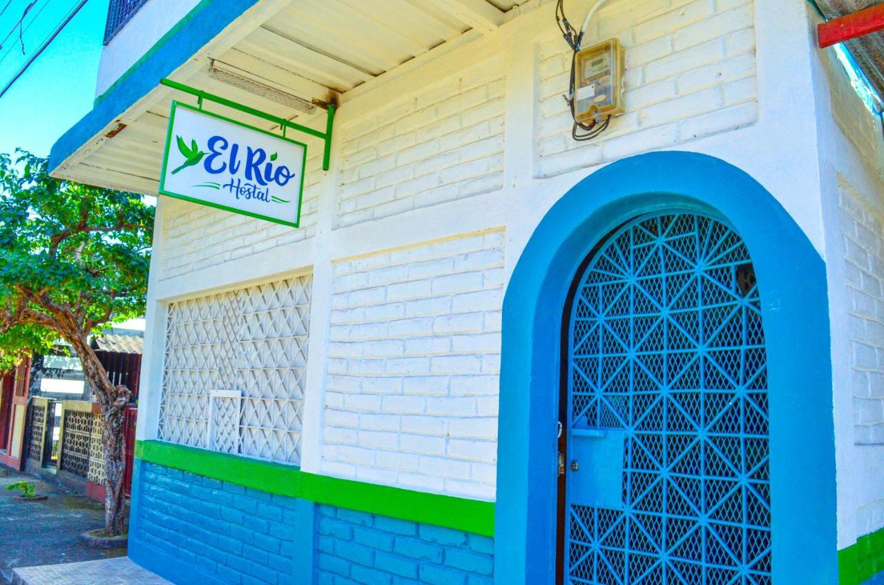 Hostal El Rio León Exterior foto