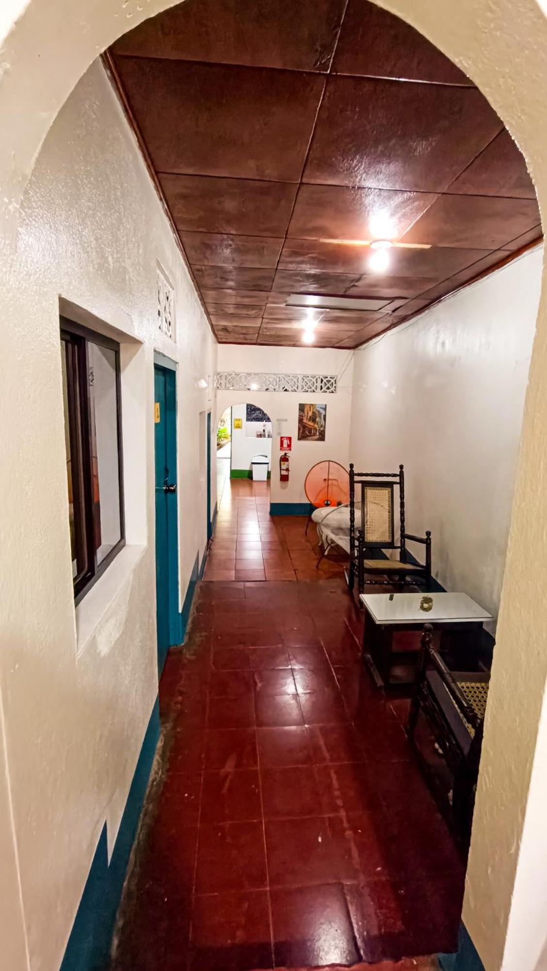Hostal El Rio León Exterior foto